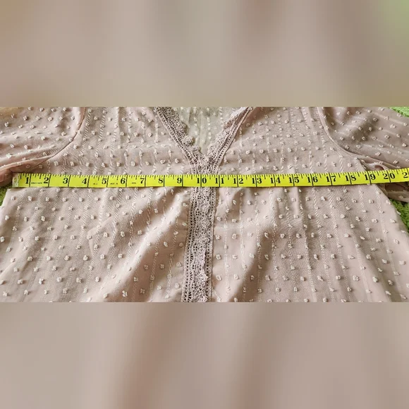 Lace top - Picture 5 of 9